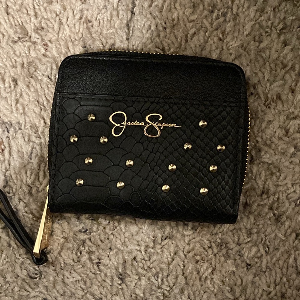 Jessica Simpson’s wallet
